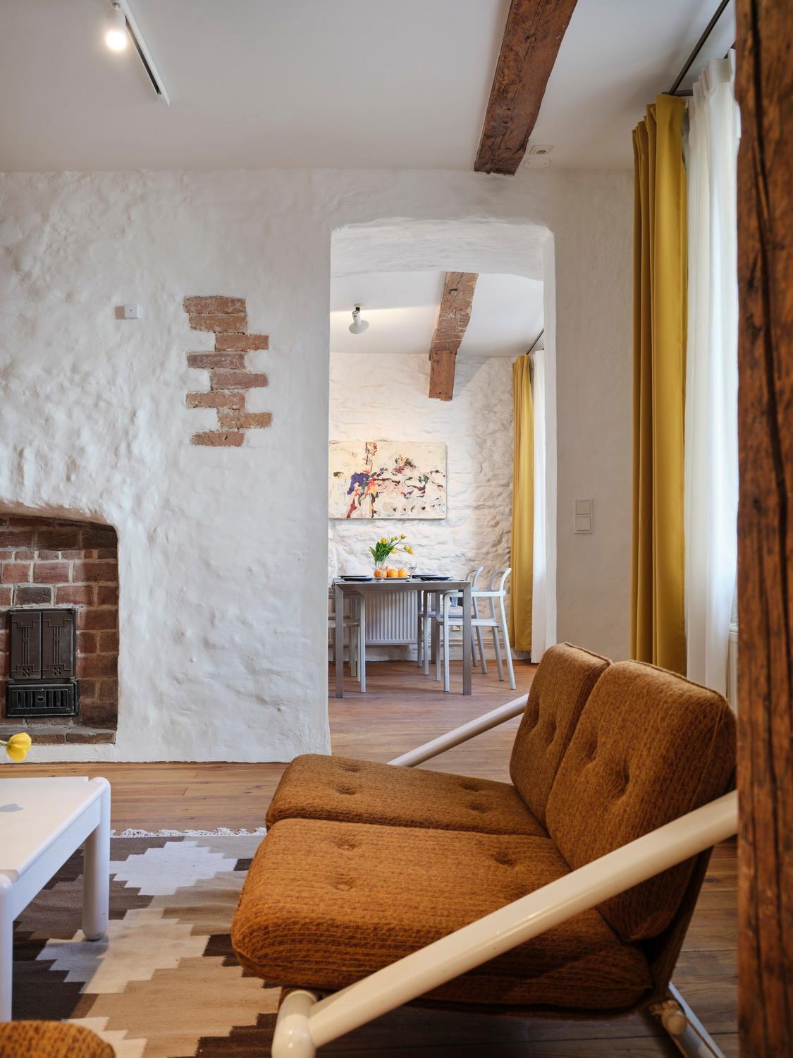 Historic Apartment With Private Garden In Old Town Tallinn Eksteriør billede